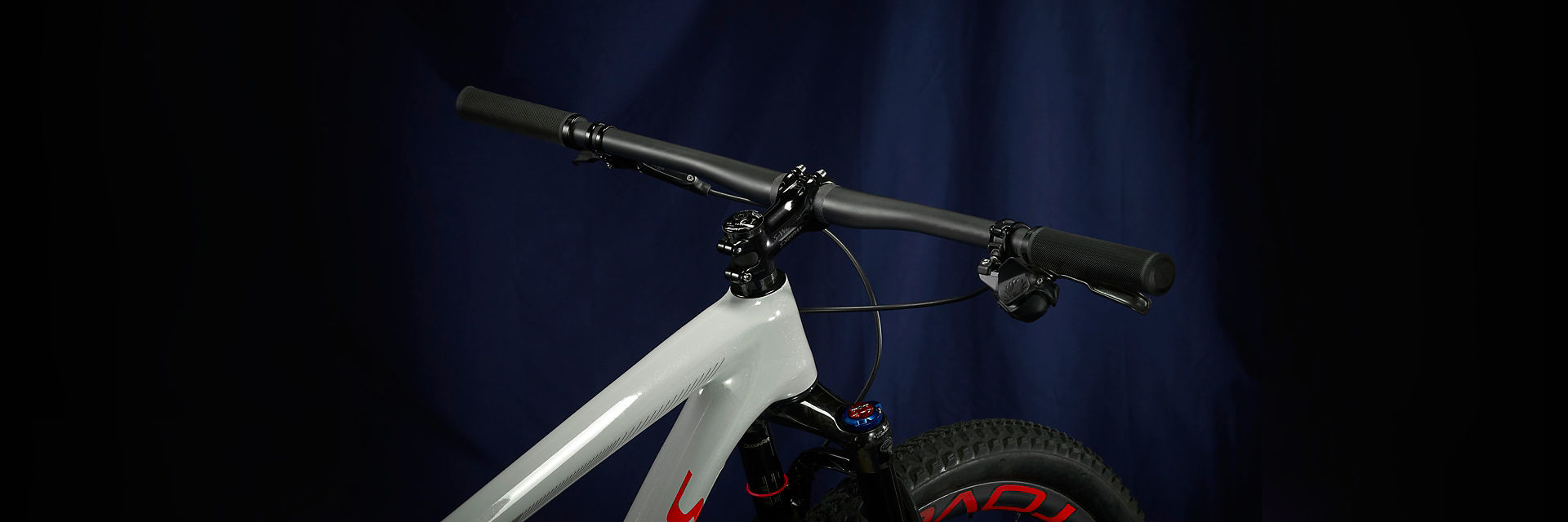 Foto Bicicleta Epic Hardtail AXS S-Works - Sob Consulta Foto Bicicleta Epic Hardtail AXS S-Works - Sob Consulta - Imagem 8