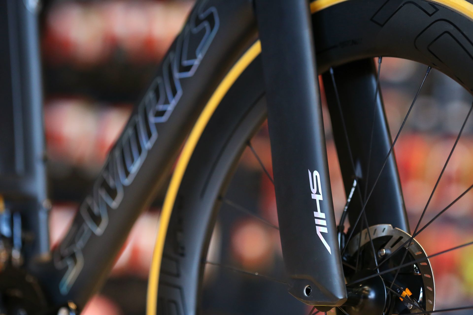 Foto Bicicleta Shiv Disc S-Works - Life Cycle Floripa Foto Bicicleta Shiv Disc S-Works - Life Cycle Floripa - Imagem 11