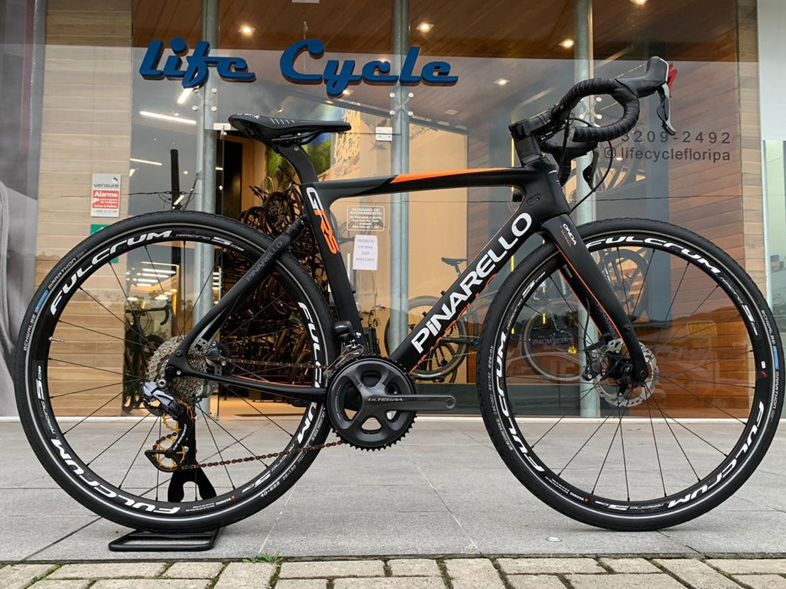Foto Specialized Pinarello GAN RS - Semi nova - (Bike em Floripa) Foto Specialized Pinarello GAN RS - Semi nova - (Bike em Floripa) - Imagem 0