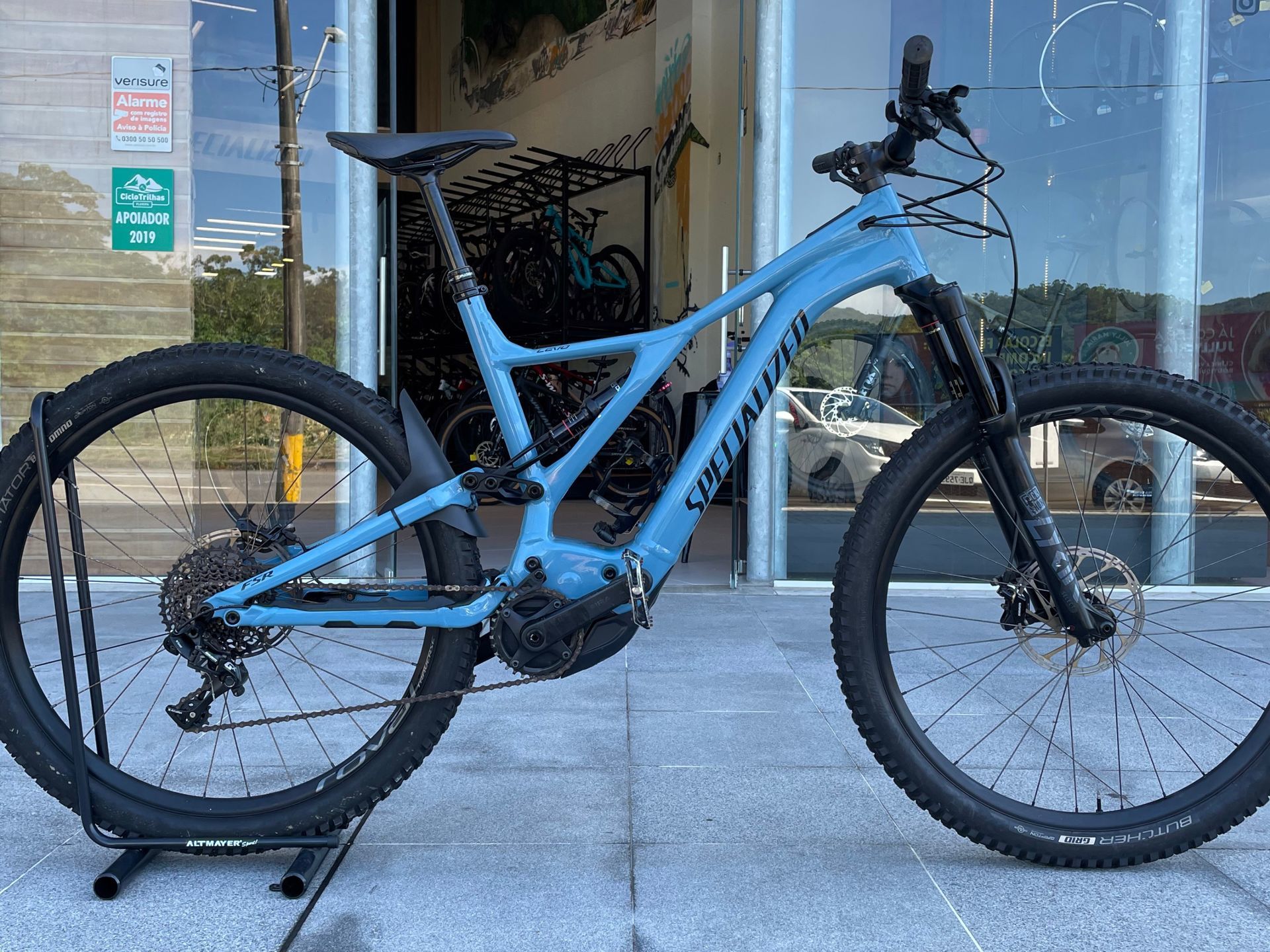 Foto Specialized Turbo Levo Comp - Semi nova - (Bike em Floripa) Foto Specialized Turbo Levo Comp - Semi nova - (Bike em Floripa) - Imagem 0