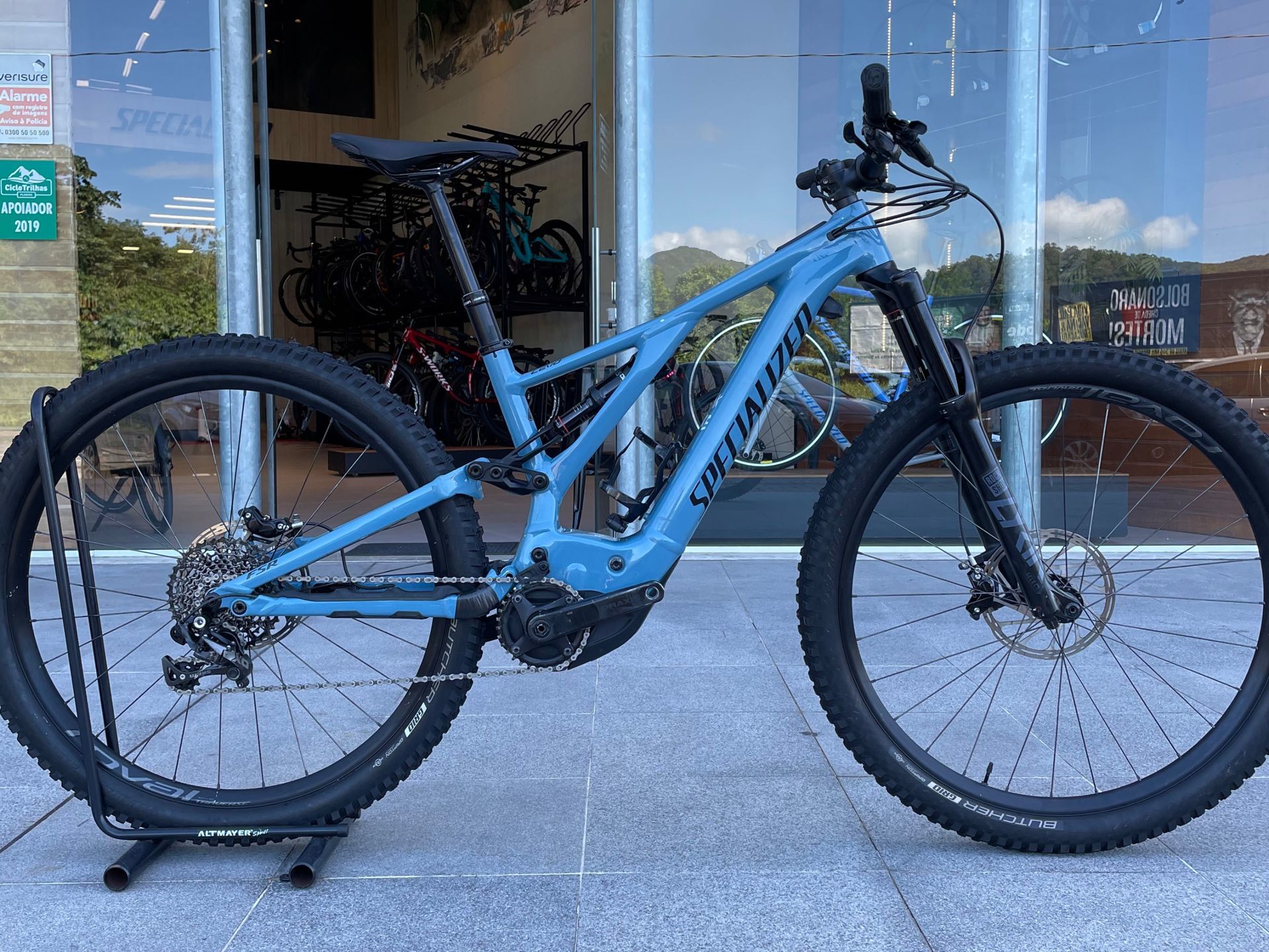 Foto Specialized Turbo Levo Comp - Semi nova - (Bike em Floripa) Foto Specialized Turbo Levo Comp - Semi nova - (Bike em Floripa) - Imagem 0