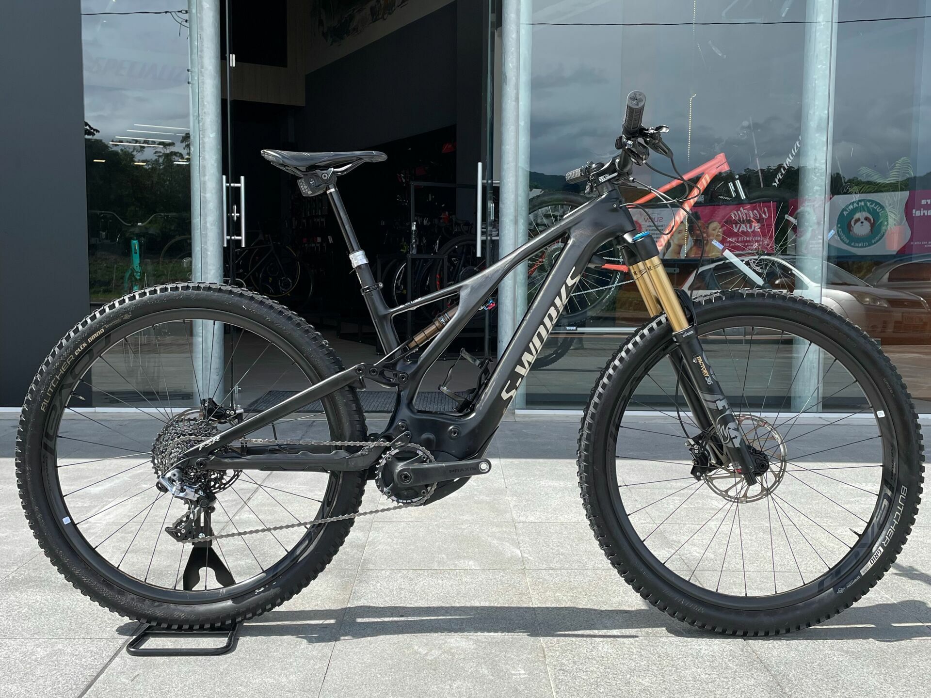 Foto Specialized Turbo Levo S-works - Semi nova - (Bike em Floripa) Foto Specialized Turbo Levo S-works - Semi nova - (Bike em Floripa) - Imagem 0